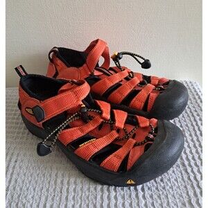 Keen Newport H2 Kids Sandals Size 5 US EU 38 Red Hiking Water Shoes Unisex